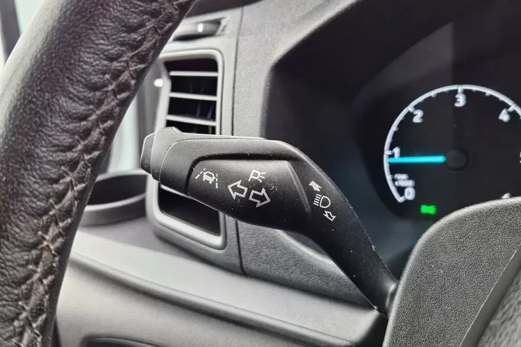 Ford transit-custom L2H2 69900zł NETTO Zabudowa warsztatowa 2.0TdCi/170KM zdjęcie 26