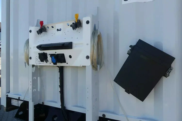 Krone MEGA / FIRANKA / OŚ PODNOSZONA / DACH PODNOSZONY / zdjęcie 15