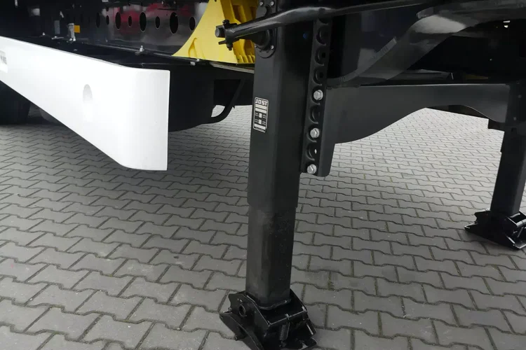 Wielton FIRANKA / OŚ PODNOSZONA / OSIE SAF / DACH PODNOSZONY / zdjęcie 14