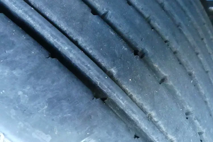 KAESSBOHRER MEGA / FIRANKA / OŚ PODNOSZONA / DACH PODNOSZONY / zdjęcie 20