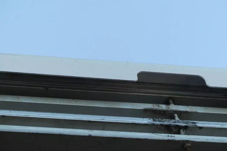 KAESSBOHRER MEGA / FIRANKA / OŚ PODNOSZONA / DACH PODNOSZONY / zdjęcie 28