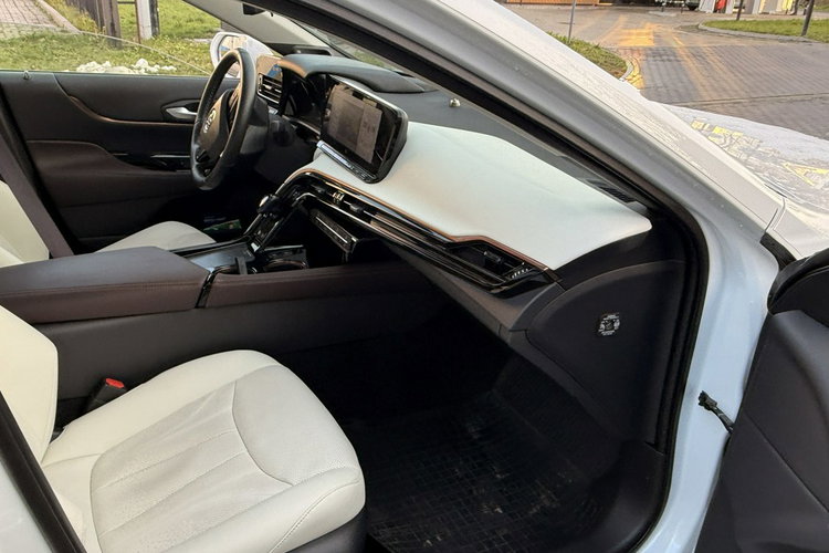 Toyota Mirai Gwarancja, Salon Polska, Cesja Leasingu, Super Wypas Executive i VIP zdjęcie 6