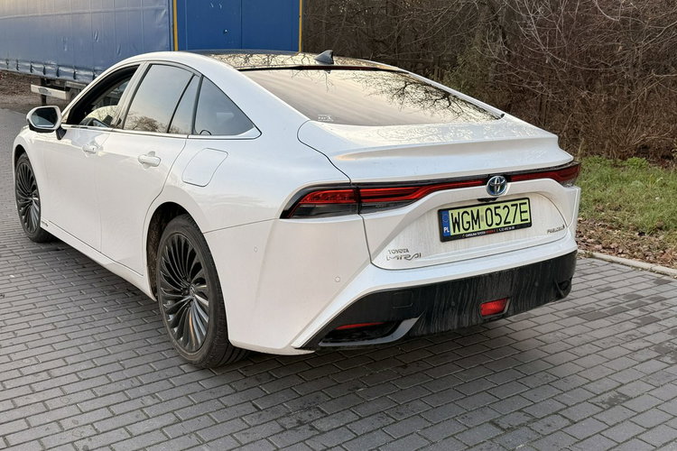 Toyota Mirai Gwarancja, Salon Polska, Cesja Leasingu, Super Wypas Executive i VIP zdjęcie 7
