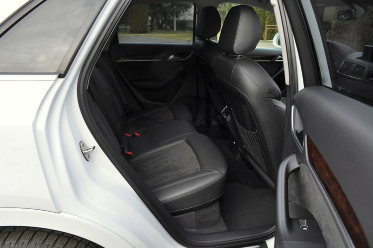 Audi Q3 2.0TDI(177KM) S-Line Xenon Led Navi Klimatronik Skóry Automat Alu17" zdjęcie 19