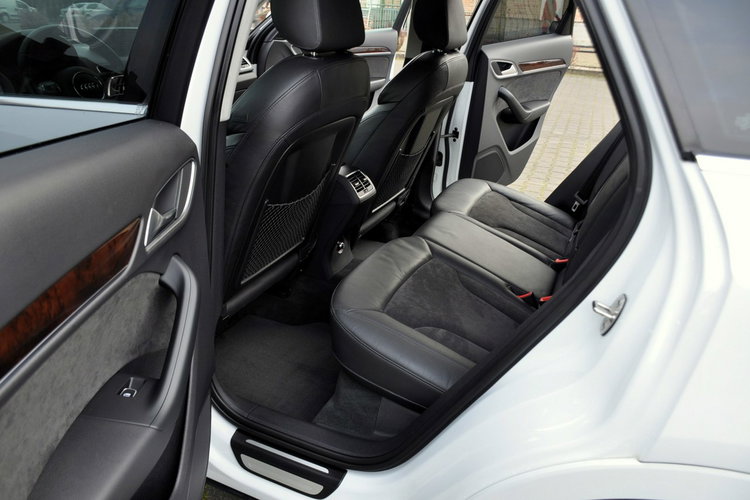 Audi Q3 2.0TDI(177KM) S-Line Xenon Led Navi Klimatronik Skóry Automat Alu17" zdjęcie 20