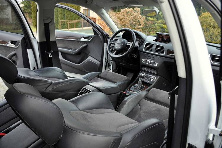 Audi Q3 2.0TDI(177KM) S-Line Xenon Led Navi Klimatronik Skóry Automat Alu17" zdjęcie 23