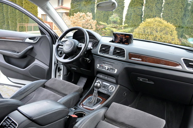 Audi Q3 2.0TDI(177KM) S-Line Xenon Led Navi Klimatronik Skóry Automat Alu17" zdjęcie 24