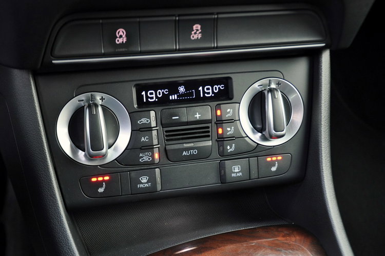 Audi Q3 2.0TDI(177KM) S-Line Xenon Led Navi Klimatronik Skóry Automat Alu17" zdjęcie 32