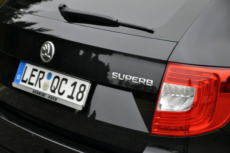 Skoda Superb 2.0TDI(170KM) Lift DSG Xenon Led Navi Welur El.Fotele Chrom Alu17"ASO zdjęcie 15