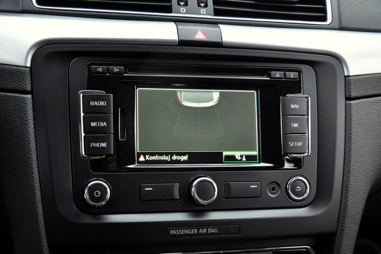 Skoda Superb 2.0TDI(170KM) Lift DSG Xenon Led Navi Welur El.Fotele Chrom Alu17"ASO zdjęcie 32