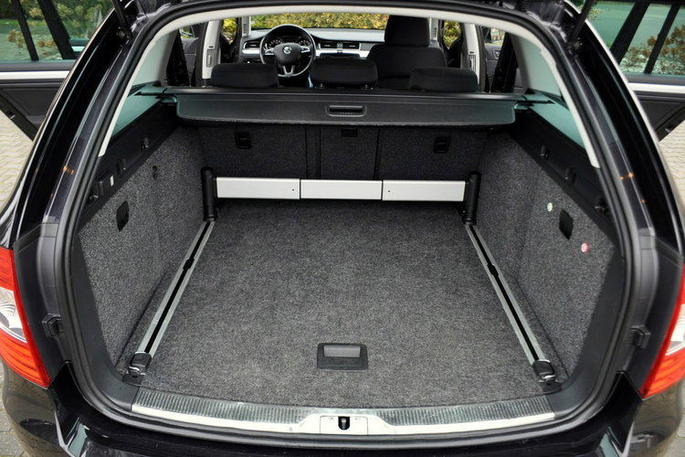 Skoda Superb 2.0TDI(170KM) Lift DSG Xenon Led Navi Welur El.Fotele Chrom Alu17"ASO zdjęcie 38