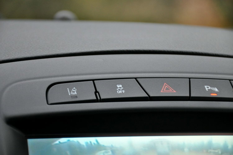 Opel Insignia 2.0CDTi(170KM) Lift Xenon Led Navi Kamera BLS Keyless Go Alu18"ASO zdjęcie 30