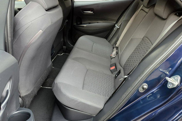 Toyota Corolla 1.8 122KM Hybrid COMFORT+TECH Salon PL, I WŁ, Serwis , F.vat zdjęcie 17