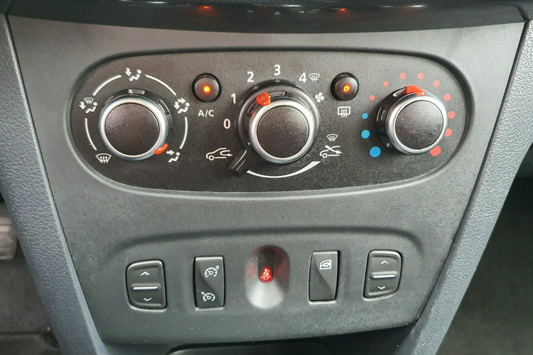 Dacia Sandero Stepway 0.9 tCe 90KM # NAVI # Klima # Tempomat # Parktronic # Super Stan zdjęcie 22