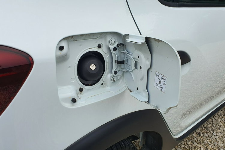 Dacia Sandero Stepway 0.9 tCe 90KM # NAVI # Klima # Tempomat # Parktronic # Super Stan zdjęcie 37