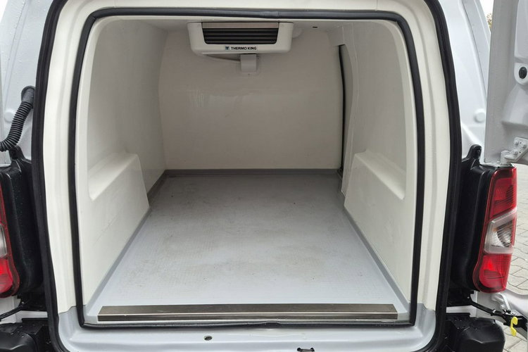 Toyota Proace City Lift Chłodnia Salon PL Przebieg: 4500 km zdjęcie 16