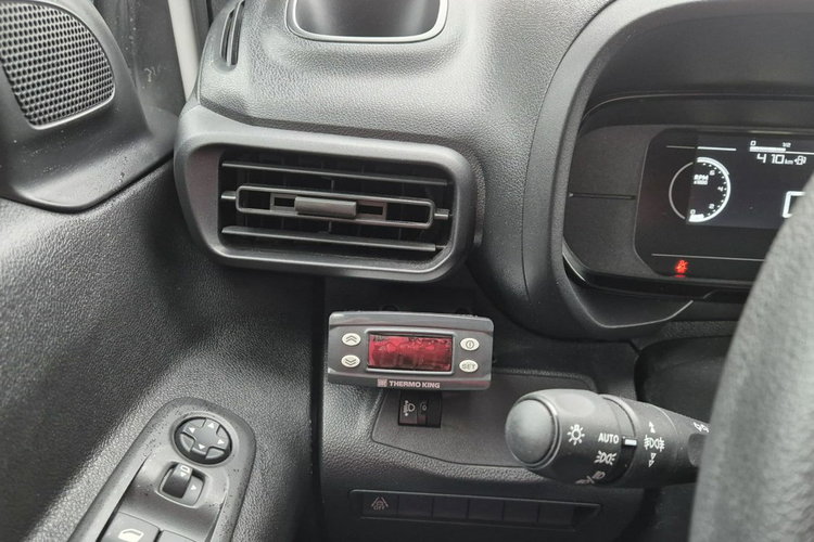 Toyota Proace City Lift Chłodnia Salon PL Przebieg: 4500 km zdjęcie 24