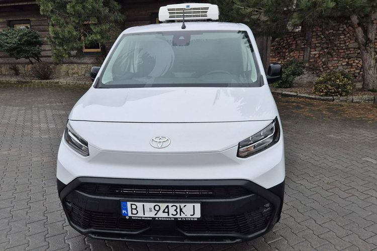 Toyota Proace City Lift Chłodnia Salon PL Przebieg: 4500 km zdjęcie 6