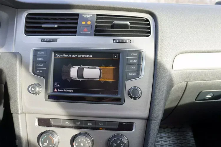 Volkswagen golf zdjęcie 9