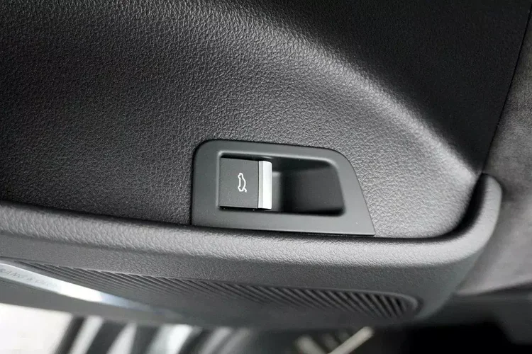 Audi rs-q8 zdjęcie 21