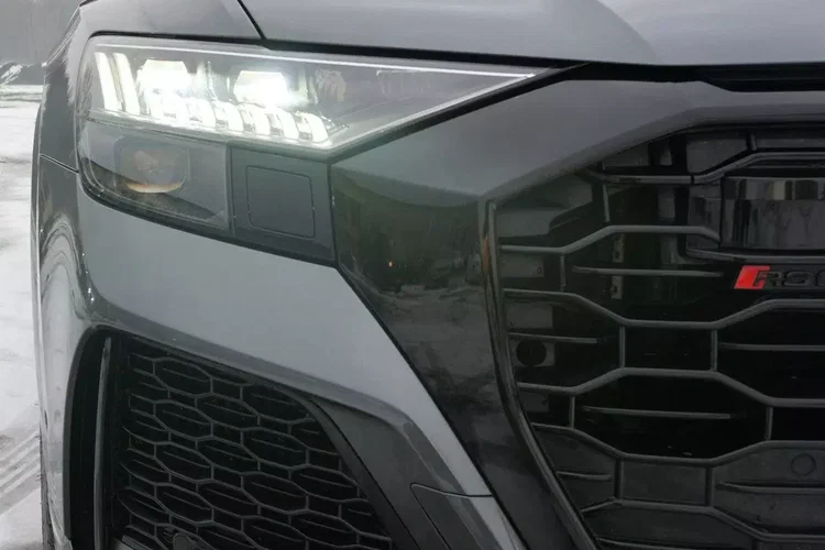Audi rs-q8 zdjęcie 27