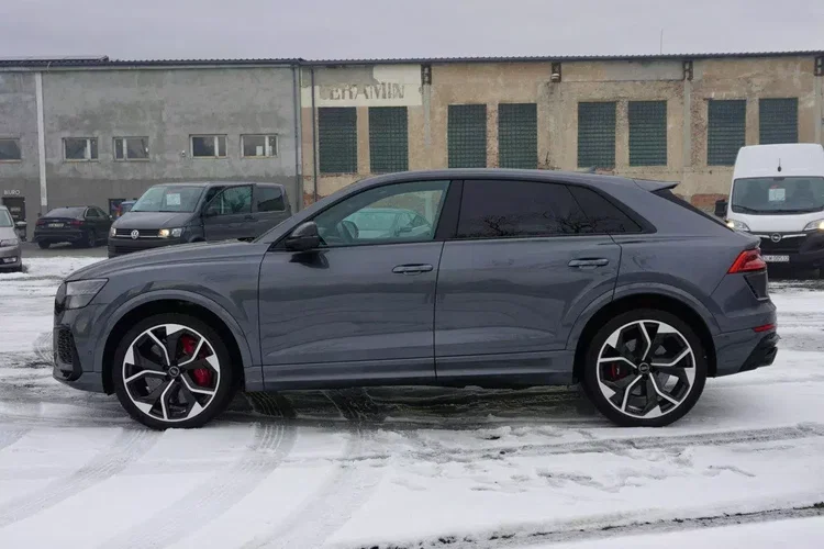 Audi rs-q8 zdjęcie 3