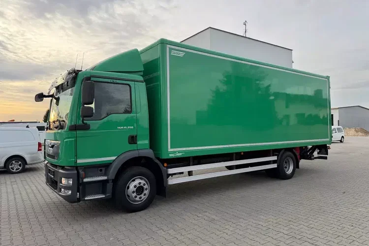 MAN TGM 15.250 zdjęcie 3