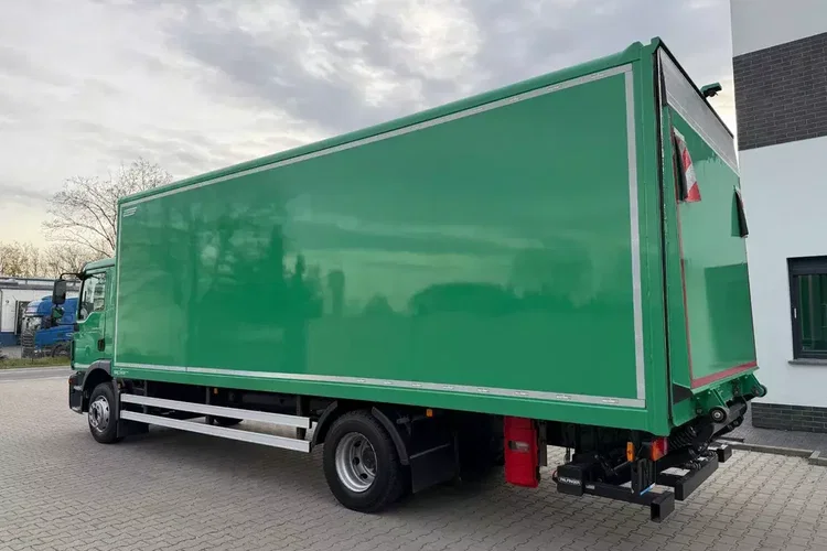 MAN TGM 15.250 zdjęcie 8