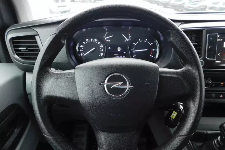 Opel Vivaro zdjęcie 13