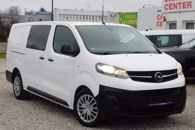 Opel Vivaro zdjęcie 16