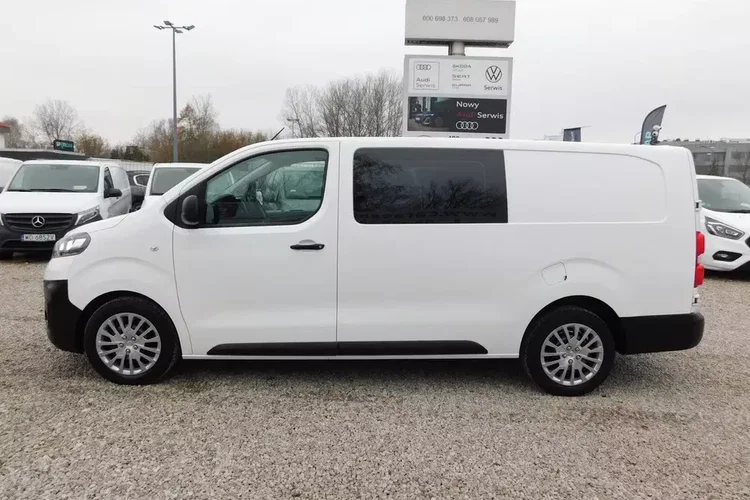 Opel Vivaro zdjęcie 17