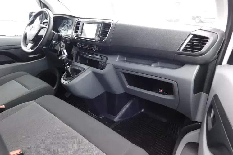 Opel Vivaro zdjęcie 7