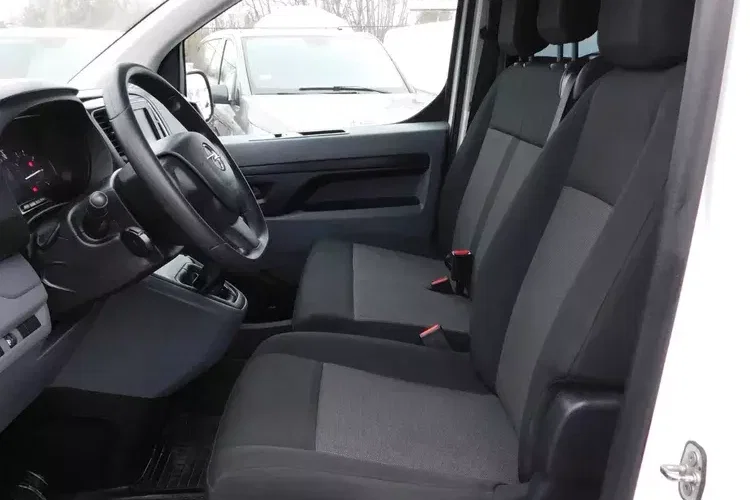Opel Vivaro zdjęcie 9