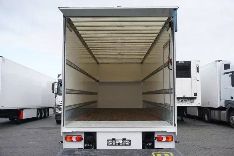 Mercedes ACTROS / 2645 / E 6 / KONTENER + WINDA / 22 PALETY / ŁAD. 13 467 KG / OŚ SKRĘTNA zdjęcie 10