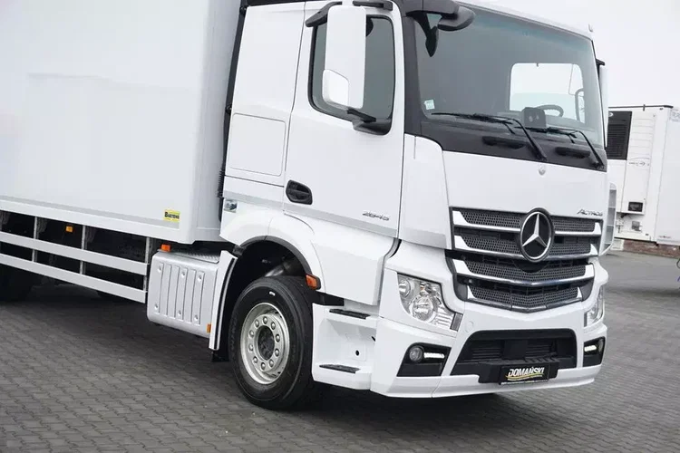 Mercedes ACTROS / 2645 / E 6 / KONTENER + WINDA / 22 PALETY / ŁAD. 13 467 KG / OŚ SKRĘTNA zdjęcie 20