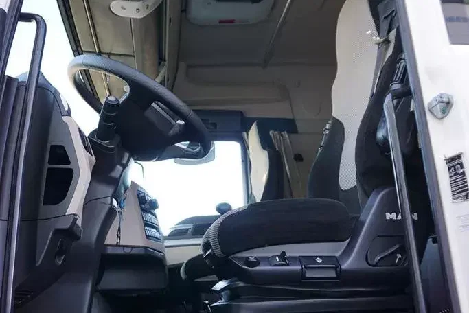 MAN TGX / 26.420 / 6 x 2 / SKRZYNIOWY + HDS / PALFINGER PK 48002 / + PRZYCZEPA zdjęcie 9