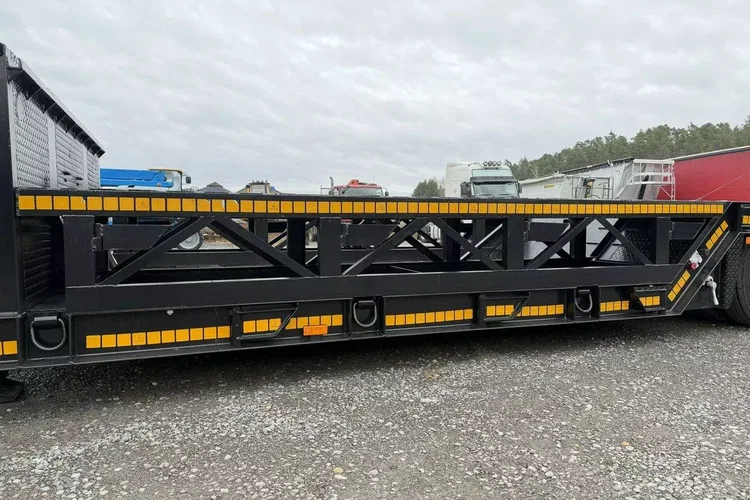 BODEX 4 osiowa NN4J Niskopodwoziówka Niskopodwozie zdjęcie 41