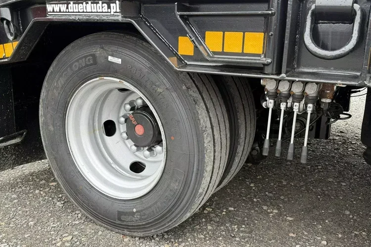 BODEX 4 osiowa NN4J Niskopodwoziówka Niskopodwozie zdjęcie 51