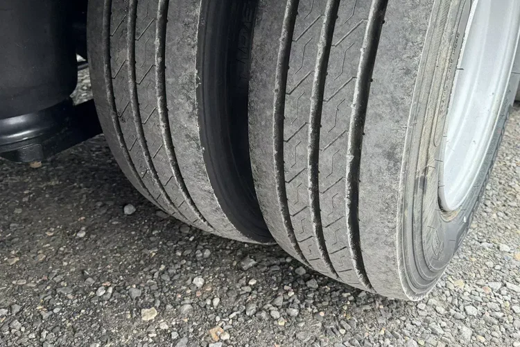 BODEX 4 osiowa NN4J Niskopodwoziówka Niskopodwozie zdjęcie 52