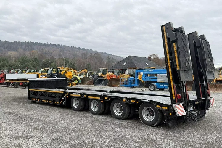 BODEX 4 osiowa NN4J Niskopodwoziówka Niskopodwozie zdjęcie 56