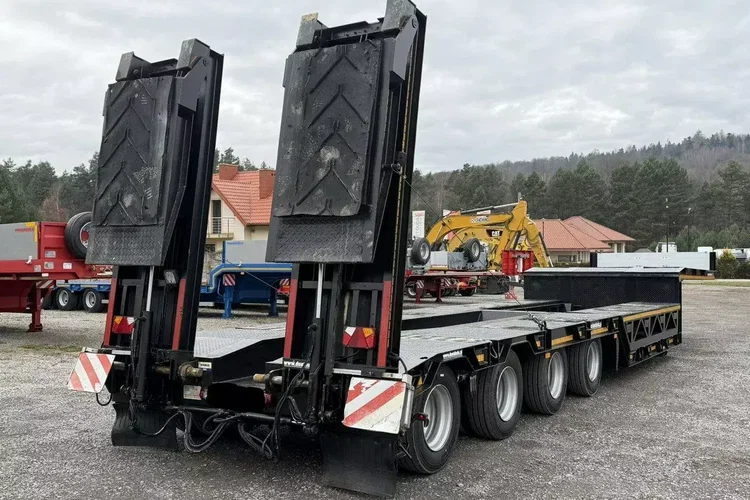 BODEX 4 osiowa NN4J Niskopodwoziówka Niskopodwozie zdjęcie 60