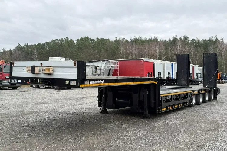 BODEX 4 osiowa NN4J Niskopodwoziówka Niskopodwozie zdjęcie 34