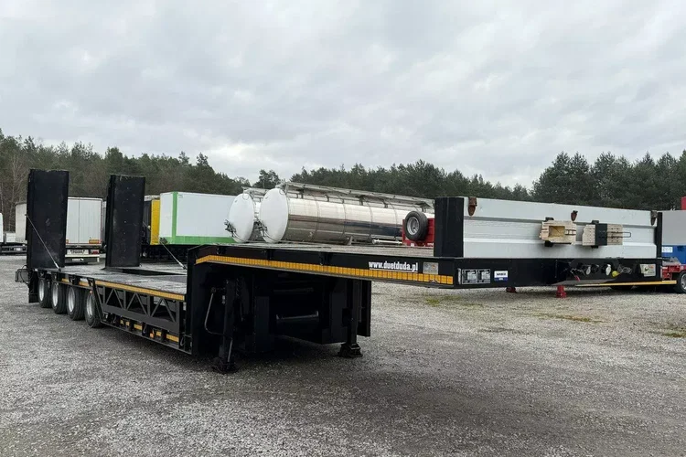 BODEX 4 osiowa NN4J Niskopodwoziówka Niskopodwozie zdjęcie 36