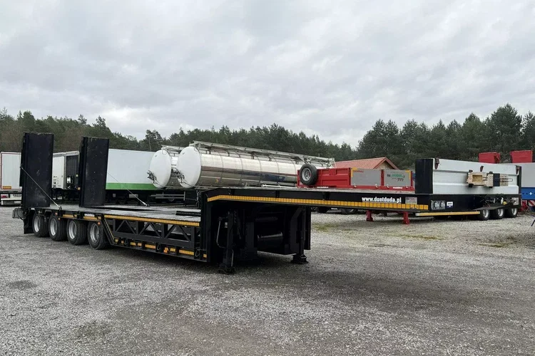 BODEX 4 osiowa NN4J Niskopodwoziówka Niskopodwozie zdjęcie 38