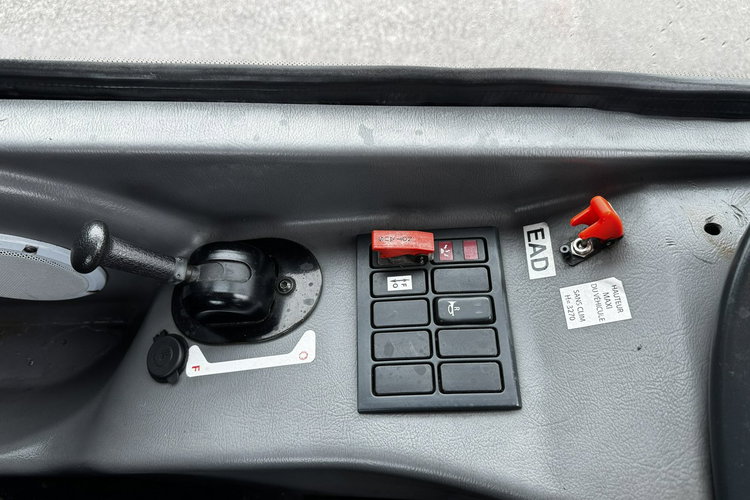 A91 CARRIER , PODMIEJSKI , SZKOLNY AUTOBUS MAN A91 CARRIER Scoler 3 , szkolny , 60 miejsc , sprowadzony zdjęcie 11