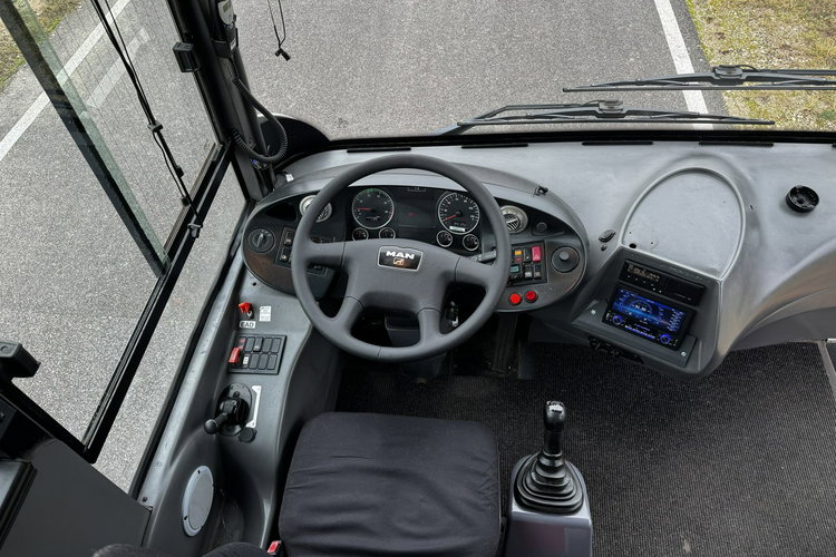 A91 CARRIER , PODMIEJSKI , SZKOLNY AUTOBUS MAN A91 CARRIER Scoler 3 , szkolny , 60 miejsc , sprowadzony zdjęcie 5