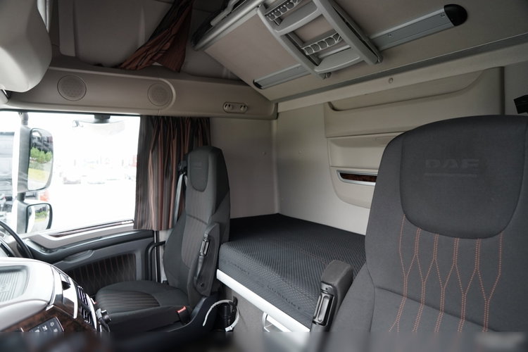 DAF XF 480 / SUPER SPACE CAB / KLIMA POSTOJOWA / zdjęcie 25
