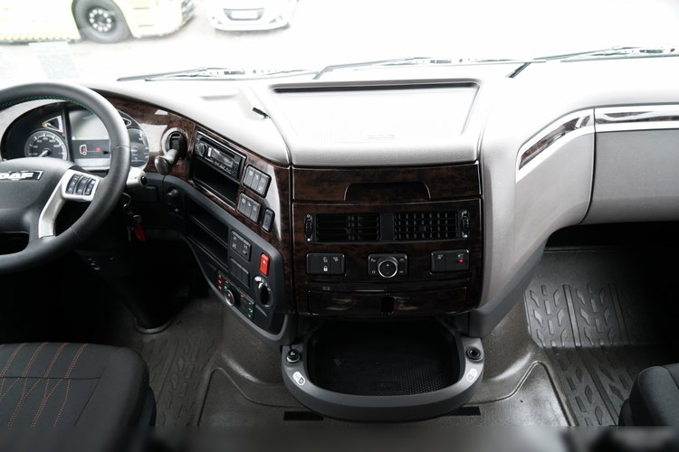 DAF XF 480 / SUPER SPACE CAB / KLIMA POSTOJOWA / zdjęcie 31