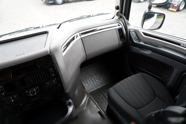 DAF XF 480 / SUPER SPACE CAB / KLIMA POSTOJOWA / zdjęcie 32