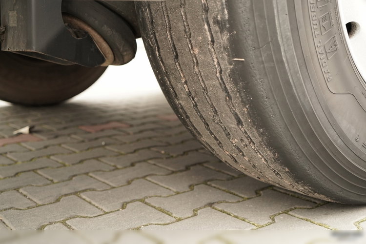 Wielton / WYWROTKA / 41 M3 / ALUMINIOWA / 2x  OŚ PODNOSZONA / OSIE SAF / ALUFELGI  zdjęcie 16